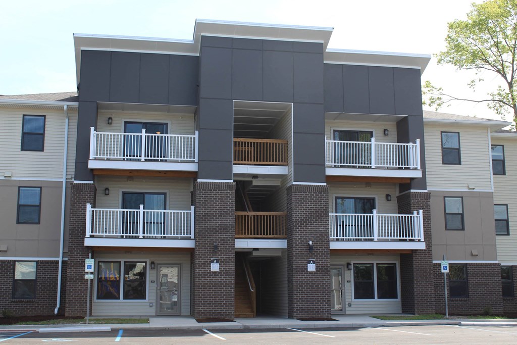 Building Exterior at Gladstone Apartments, Indiana, 47201
