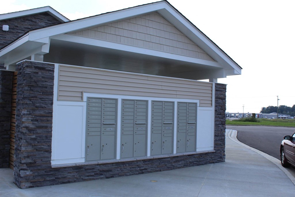 the building where the apartment is located at Salem Place Apartments, Indiana, 47334