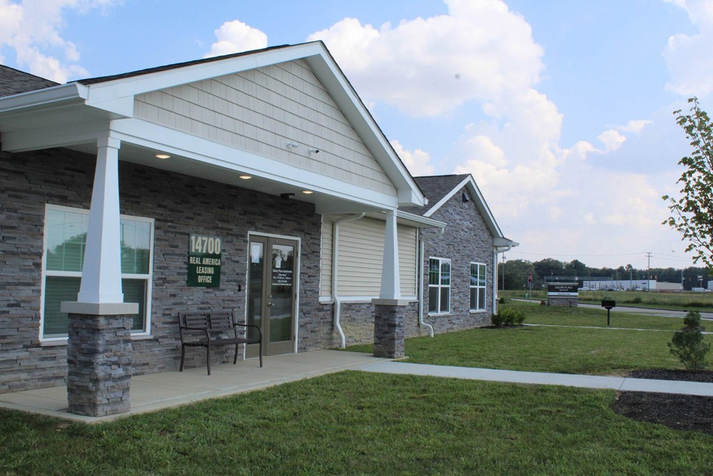 the front of the office building at Salem Place Apartments, Indiana