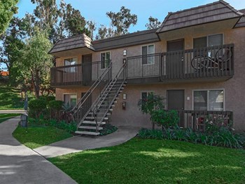 2707 Avenida de Anita 1-2 Beds Apartment for Rent - Photo Gallery 3