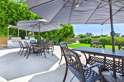 15210 Sherman Way Studio-2 Beds Apartment for Rent