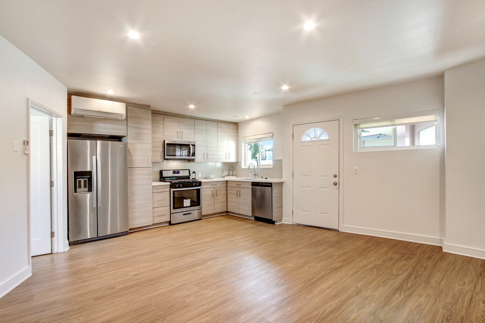 Citra Apartments 700 S 6th Street Burbank Ca Rentcafe