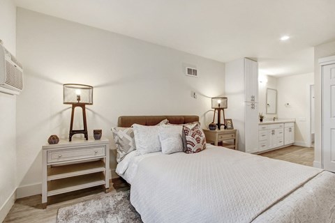 Bedroom at Woodcliff Apartments