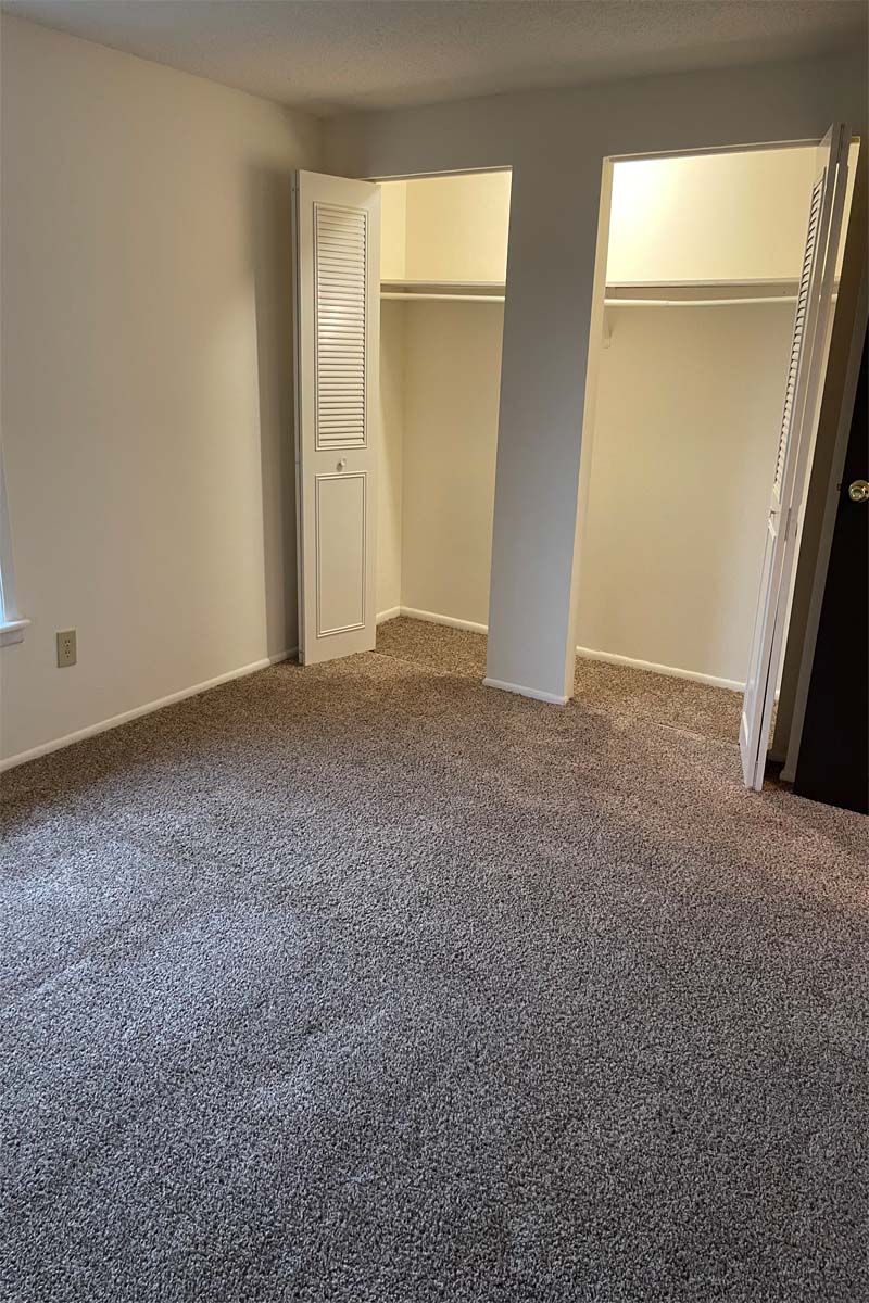 Spacious Bedroom with Ample Closet Space at Carriage House West.