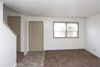 Entrance at Country View Apartments - Photo Gallery 3