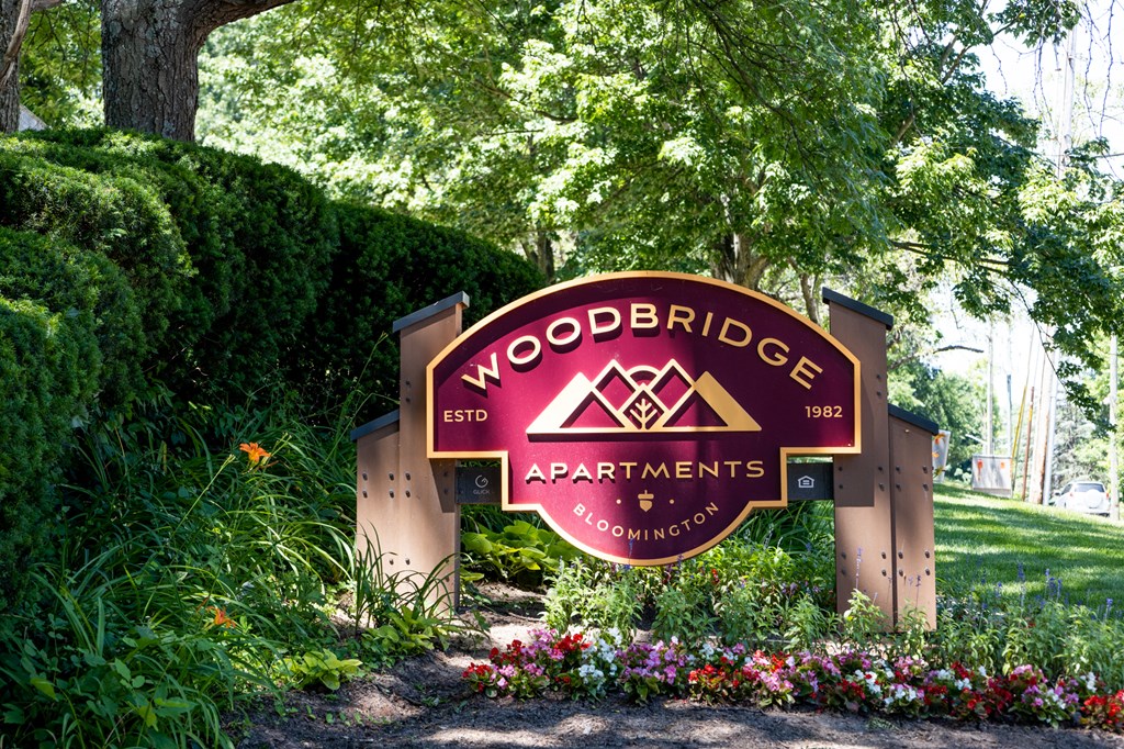 Exterior Sign at Woodbridge Apartments Bloomington
