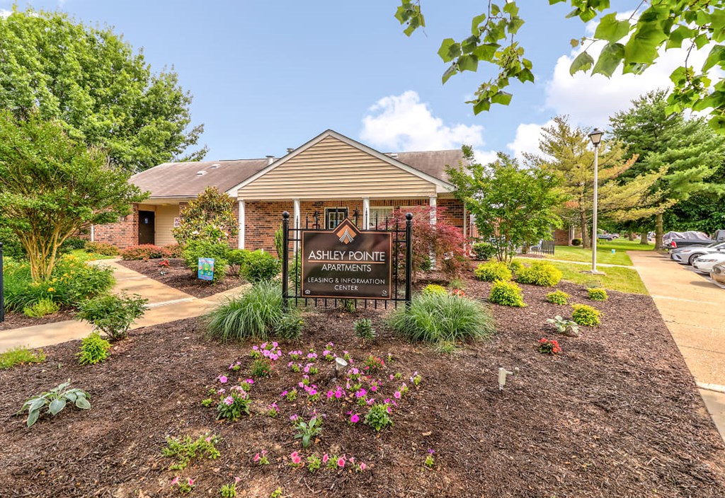 Leasing office at Ashley Pointe Apartments