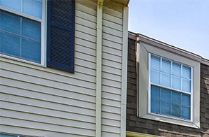 Exterior Townhome Building at Chelsea Village Exterior Townhome Building at Chelsea Village Apartments