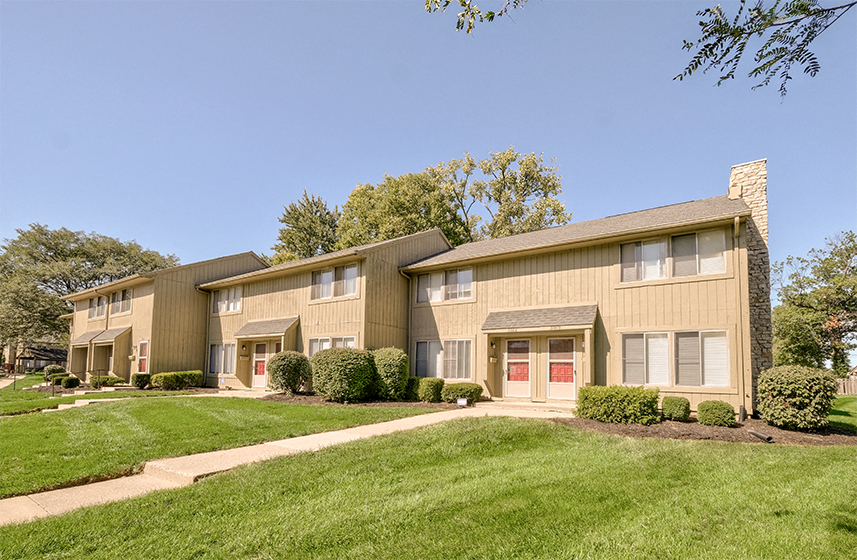 Community Townhome Building at The Woods of Eagle Creek