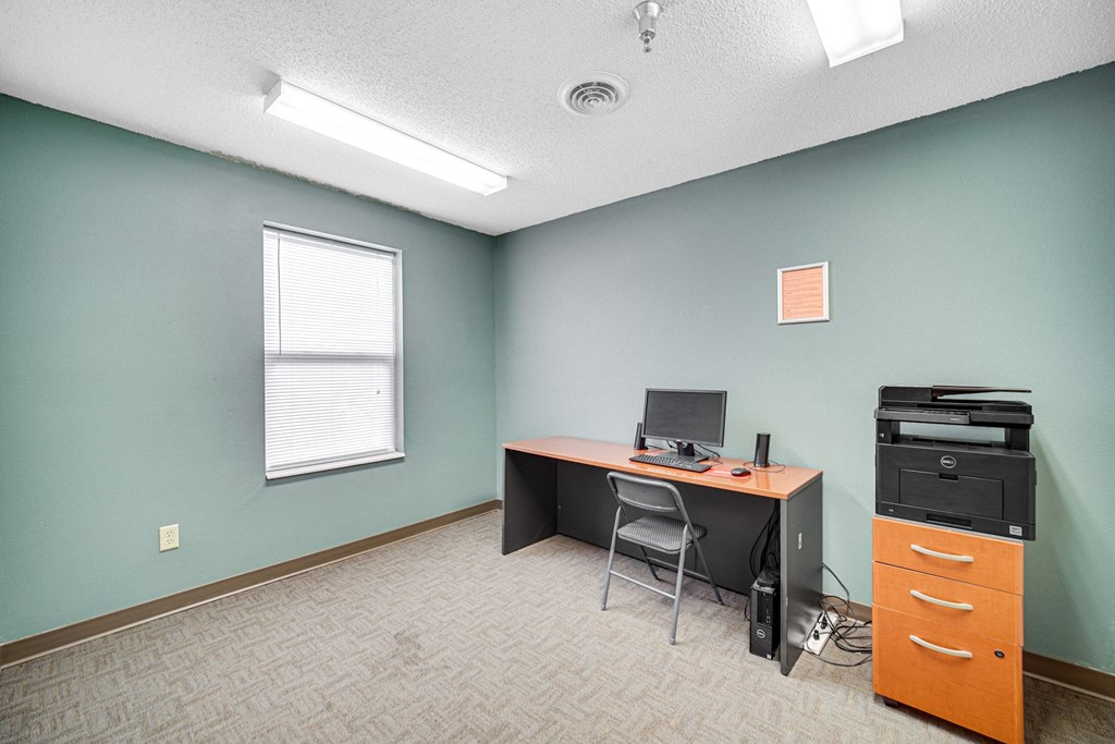 Business center at Kirby Manor