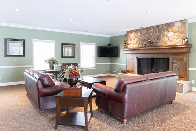 1-bedroom apartment at University Park Apartments in Mishawaka, IN