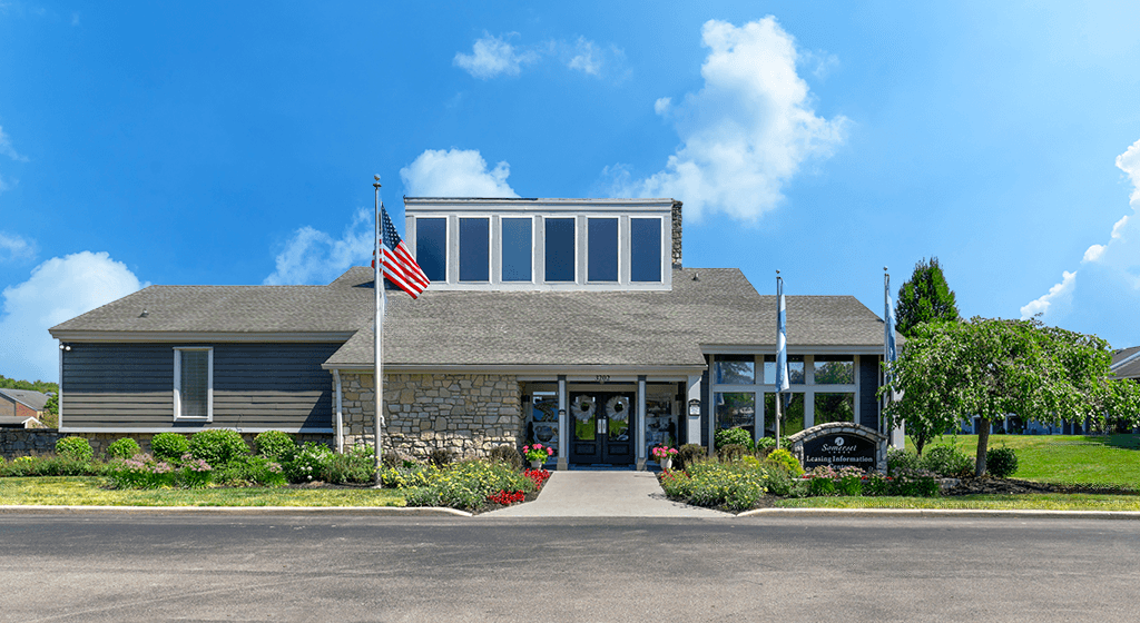 Leasing office at Somerset Lakes Apartments, featuring a welcoming entrance.