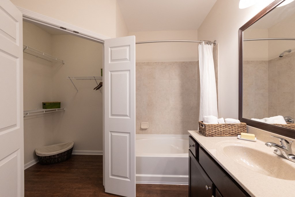 Mirbeau Floor Plan Bathroom at Westhaven Luxury Apartments