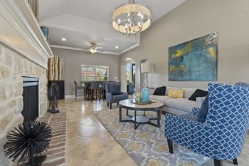 Leasing Office - Photo Gallery 3