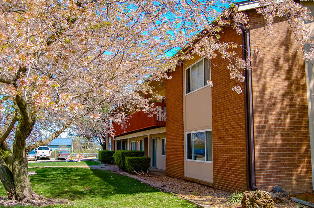the building where the hotel is located