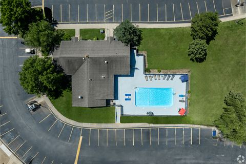 A swimming pool at Chesterfield Village Apartments in Mount Vernon IL