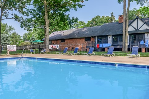 A pool with a number 5 on it.