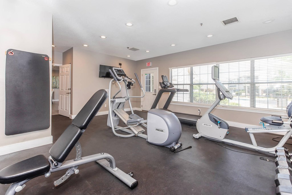 the gym at the preserve apartments