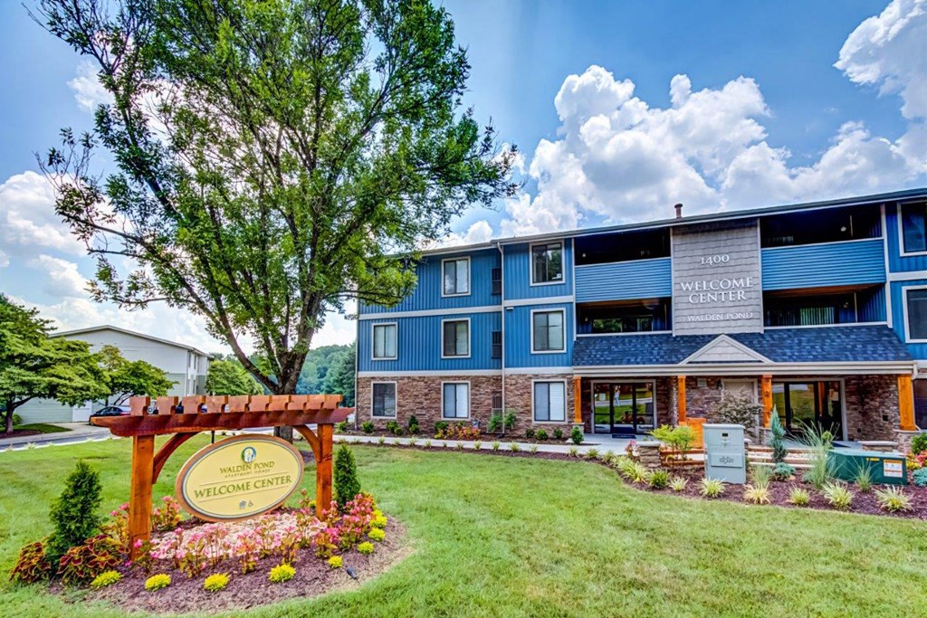 the building in which the hotel is located