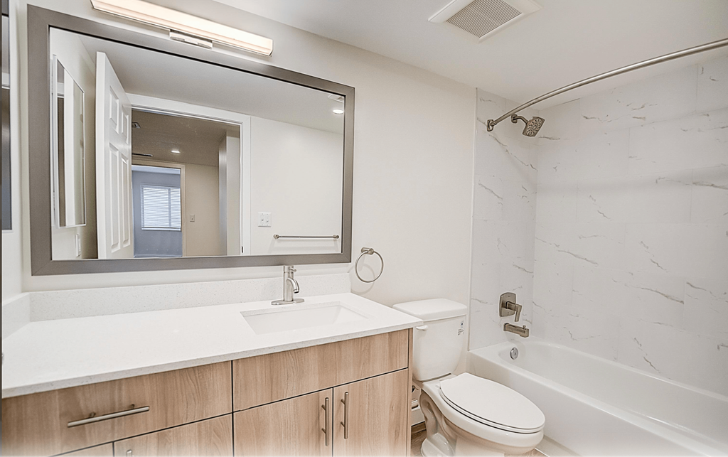 Tropical Pointe - Bathroom  at Palm Gardens @ Biscayne Gardens, North Miami, FL