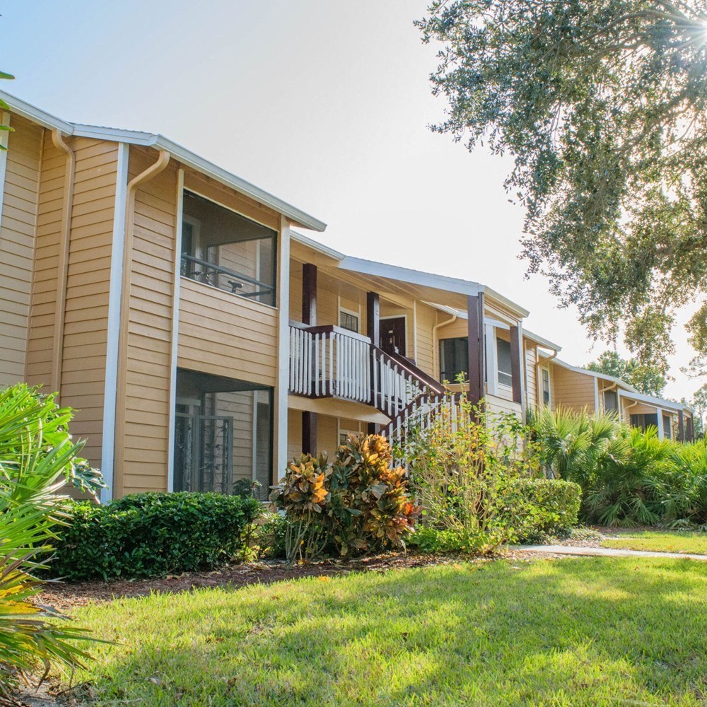 the preserve at ballantyne commons apartment exterior at Lakeside Gardens, Florida, 32114