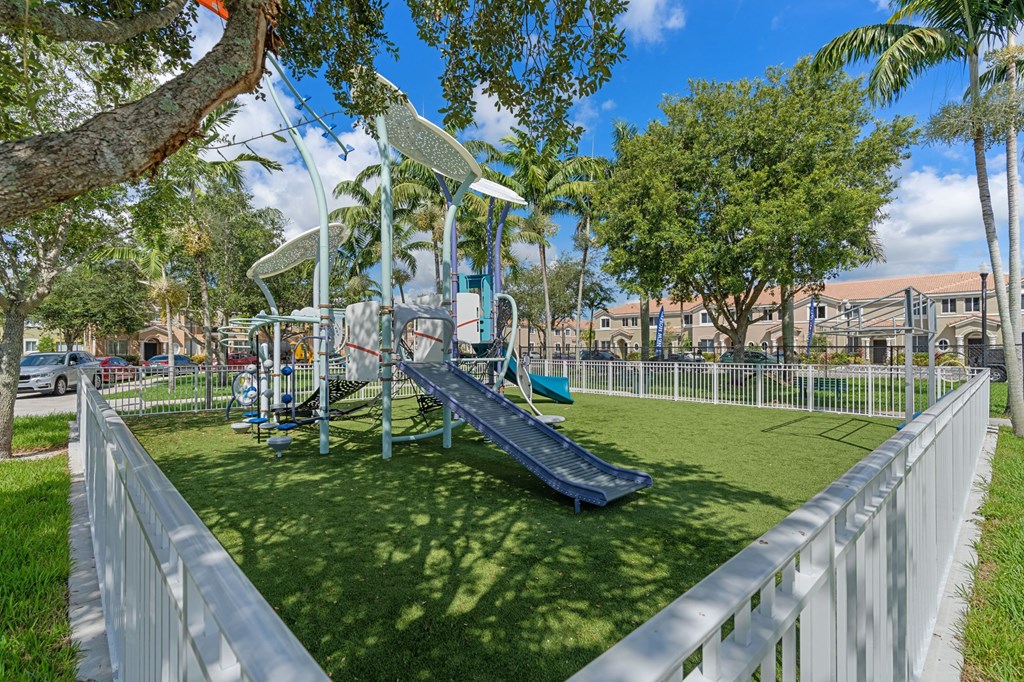 the playground at the preserve at ballantyne commons