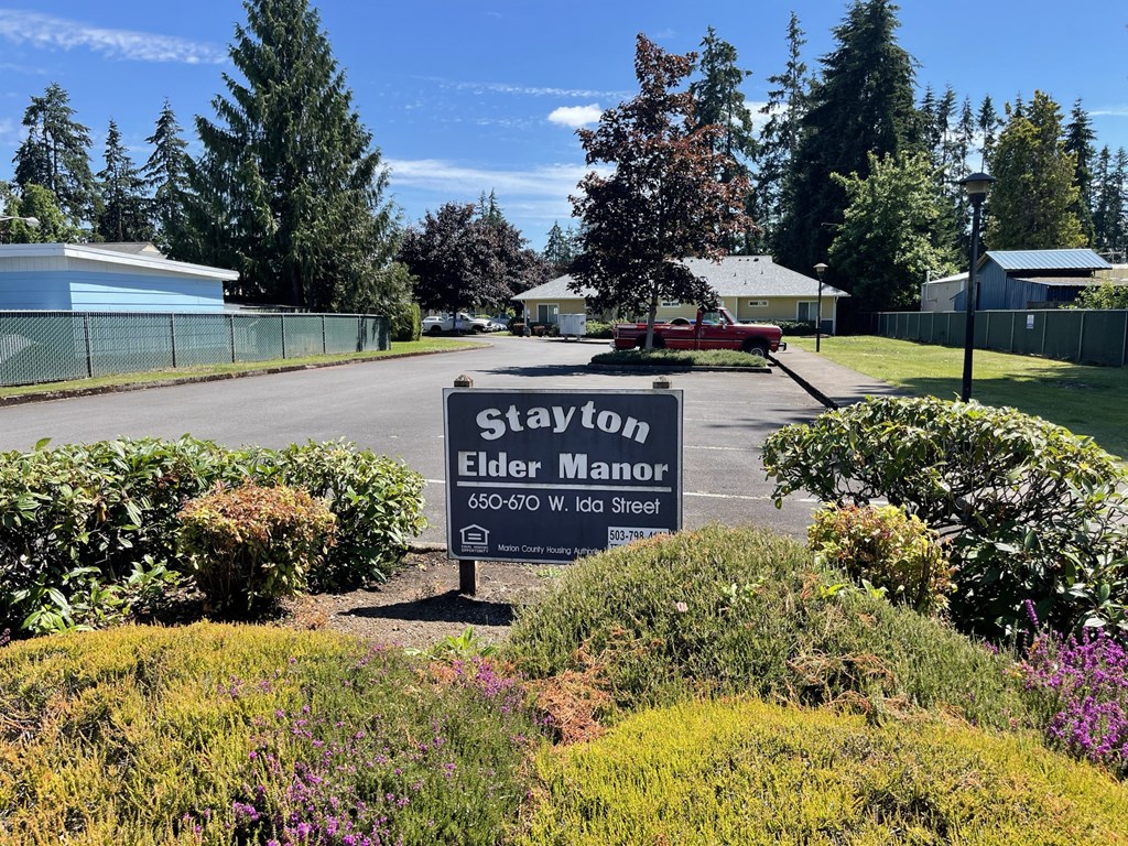 Stayton Elder Manor