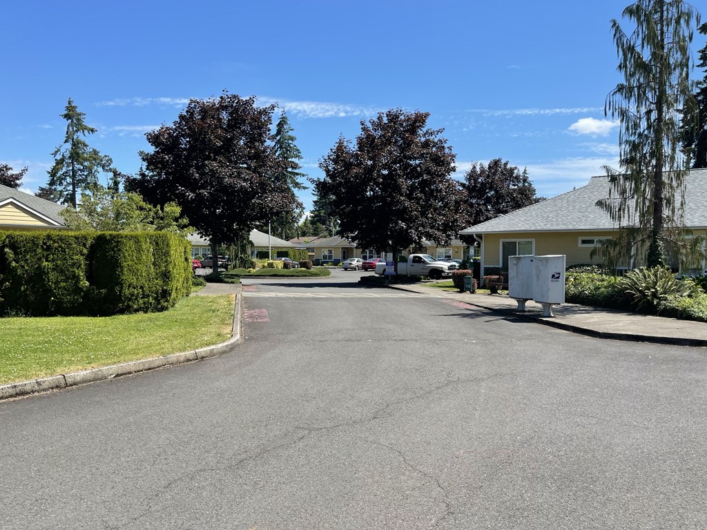 Stayton Elder Manor
