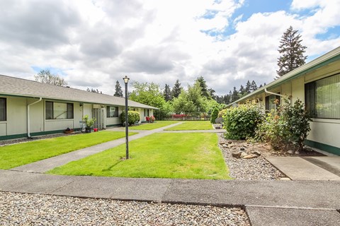 13862 10Th Avenue South 1 Apartment for Rent