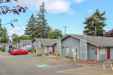 10810 Lakeview Avenue SW 1 Apartment for Rent