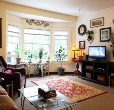 910 SW Park Avenue 1 Apartment for Rent