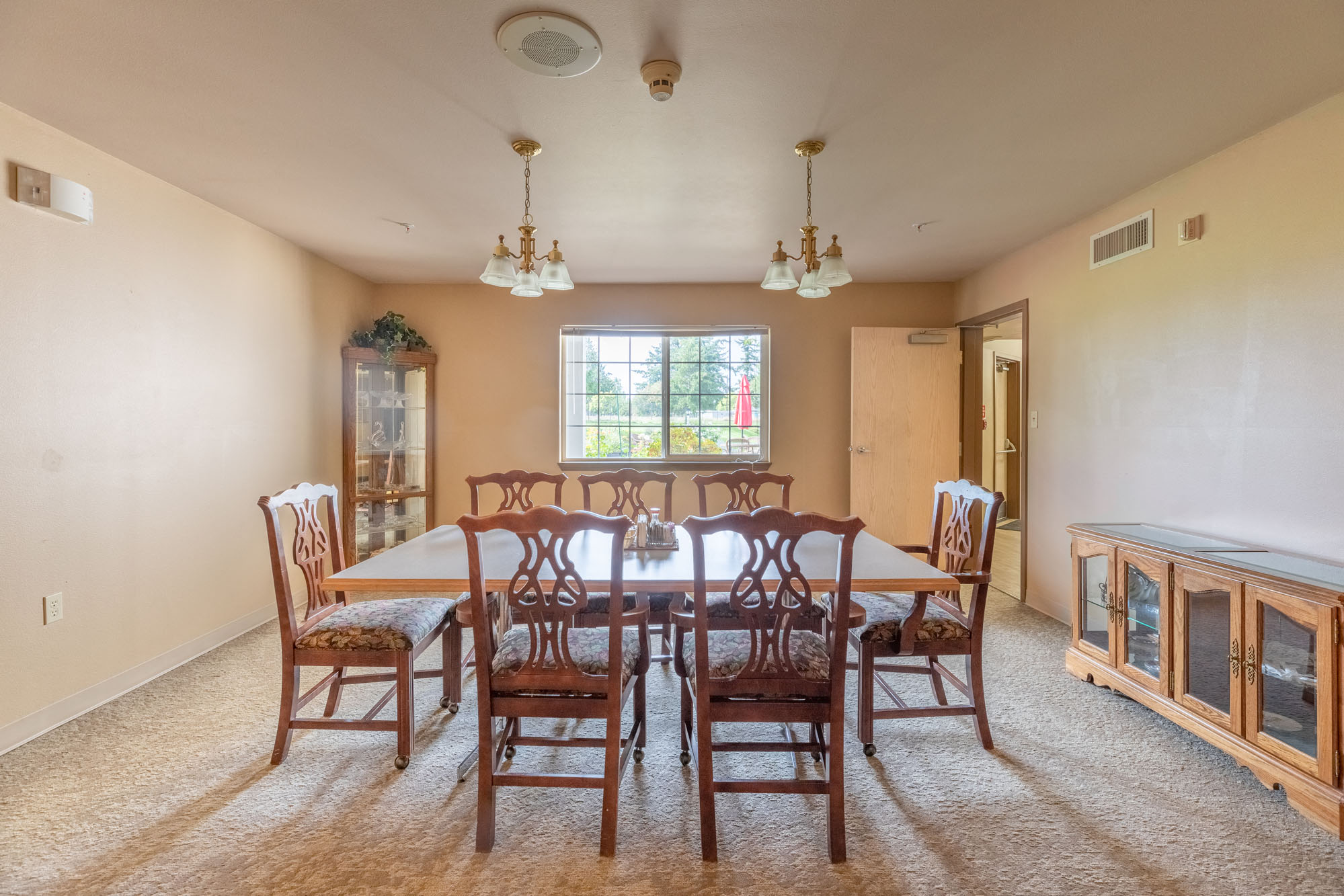 AlpineRidge_Photo_Table