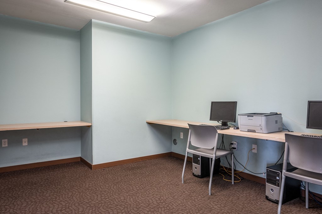 Town Center Station Apartments