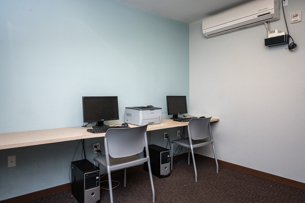 Town Center Station Apartments