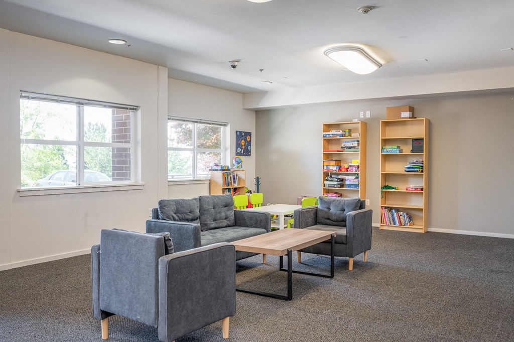 Terrace at Mount Scott_Community Space