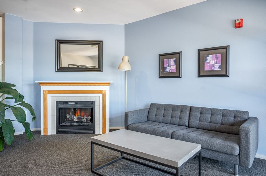 Terrace at Mount Scott_Lobby - Photo Gallery