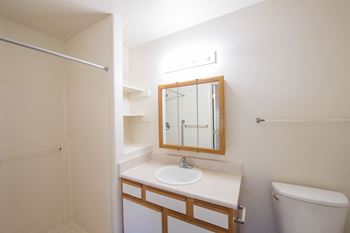 CypressPoint_Amentity_Bathroom