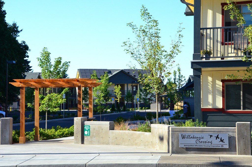 Willakenzie Crossing_Exterior