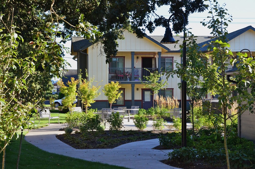 Willakenzie Crossing_Exterior