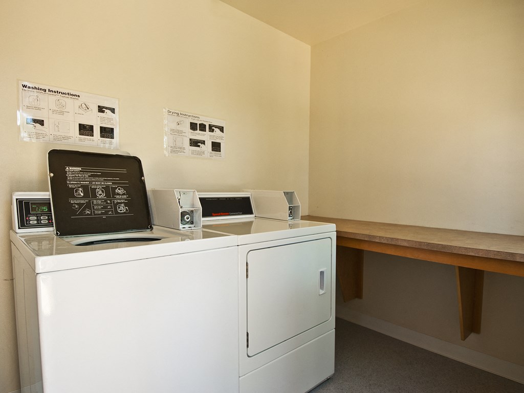 Green Leaf_Common Space