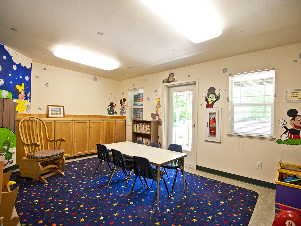 Green Leaf_Common Space