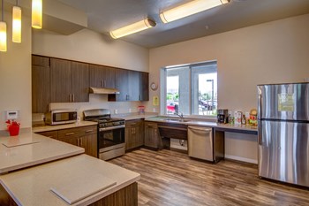 Highland Square Senior Apartments - Photo Gallery 6