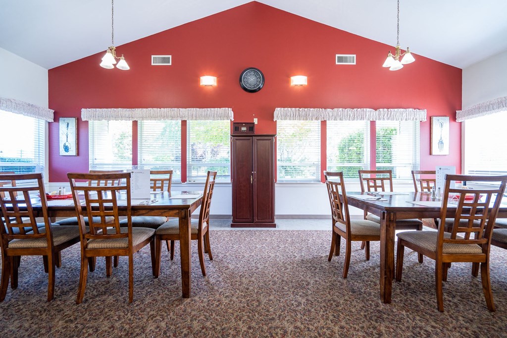 Discovery View Dining Room
