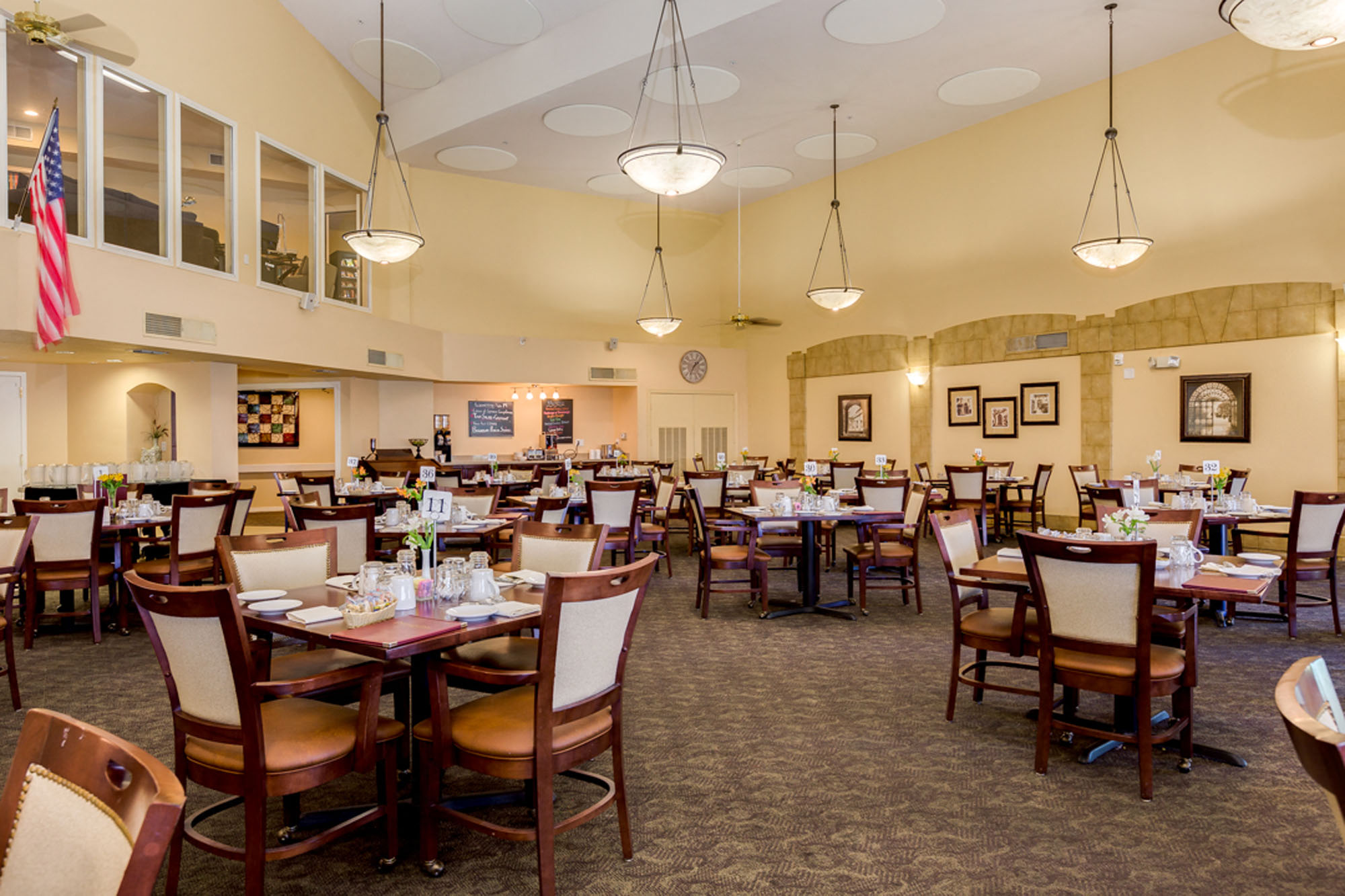 DiscoveryPoint_Photo_Resturant