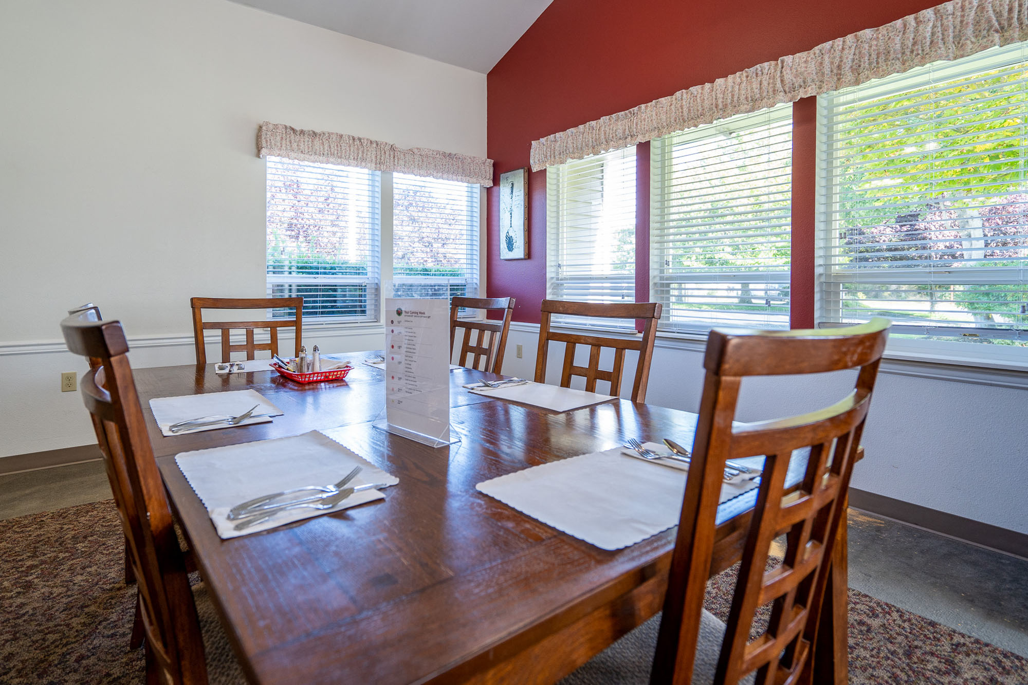 Discovery View Dining Room