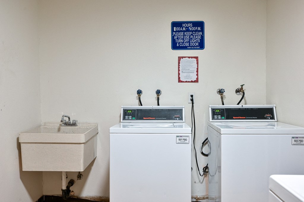 Rose Villa Laundry Room