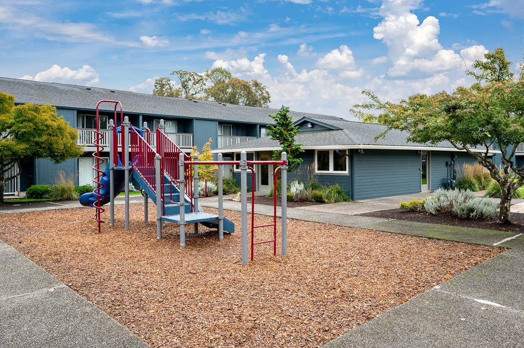 Oak Creek Playground