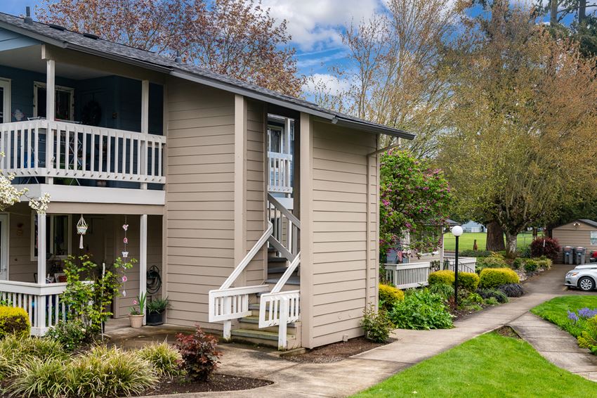 Canby Village - Photo Gallery
