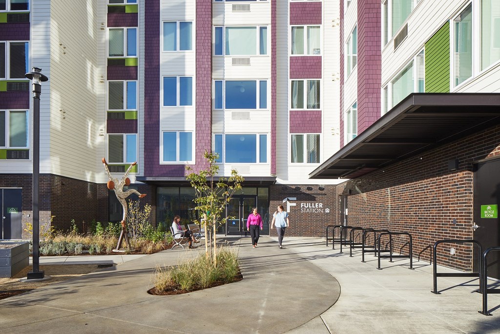 Fuller Station_Exterior