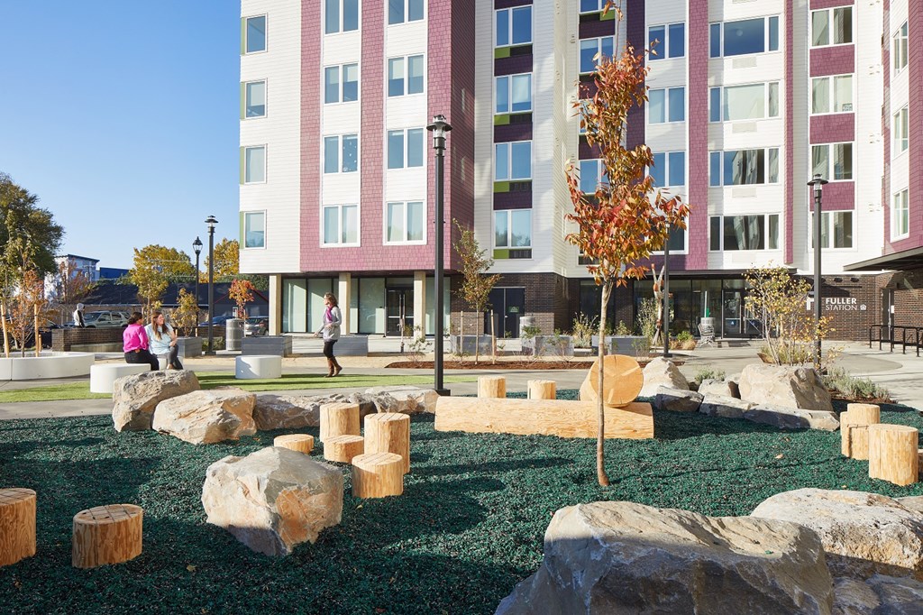 Fuller Station_Exterior